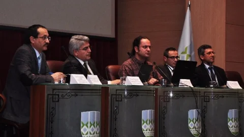 Karabük'te Demir Çelik Sempozyumu Devam Ediyor