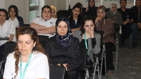 Dünyam Hastanesi'nde Kanser Eğitimi