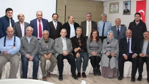 İstanbul'da Türk Şiiri Üzerine Sohbetler