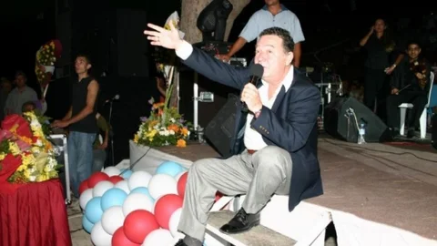 Kayahan'ın Besteleri Gömeç'te Hazırlanıyordu