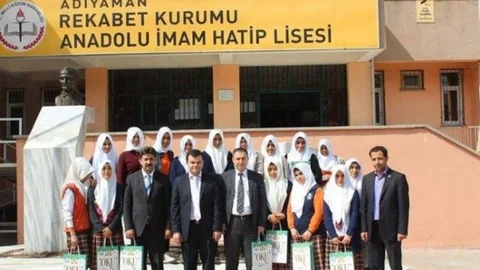 Adıyaman'da İmam Hatiplere Umre Fırsatı