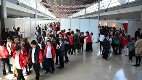 Bursa'da Görme Engellilere Özel Ceket Tasarımı