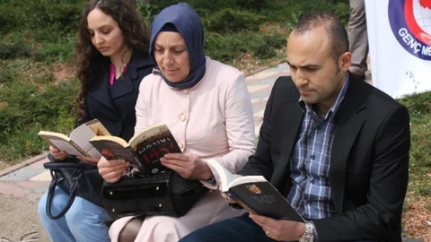 Genç Memur-Sen'den Eylem