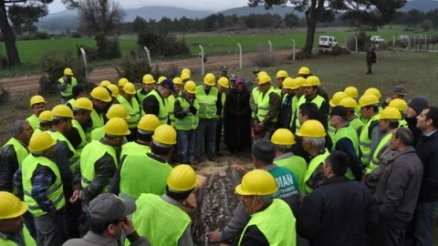 Korkuteli'nde Ağaç Kesme Eğitimi