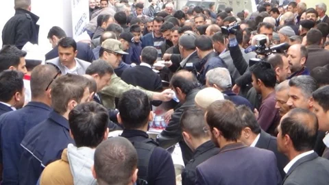 Hakkari'de Kavurma Pilav İkramı