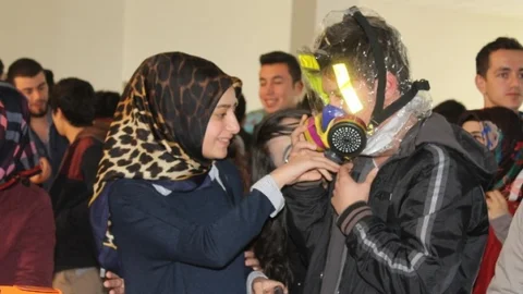 Bingöl'de Öğrencilere Deprem Bilgilendirme Semineri