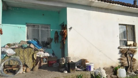Manisa'da Yaşlı Kadın Ölü Bulundu