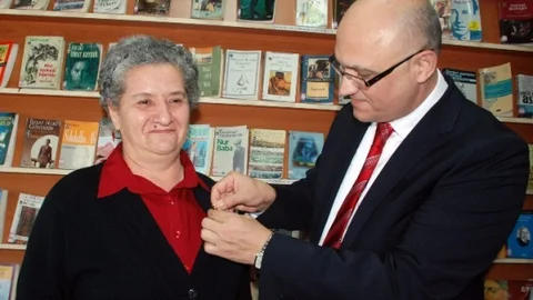 Gönül Özturan Kitap Okuma Ödülü Aldı