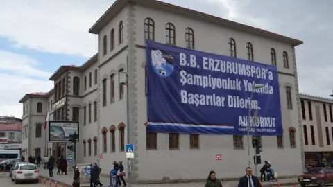 Ali Korkut'tan Erzurumspor'a Destek