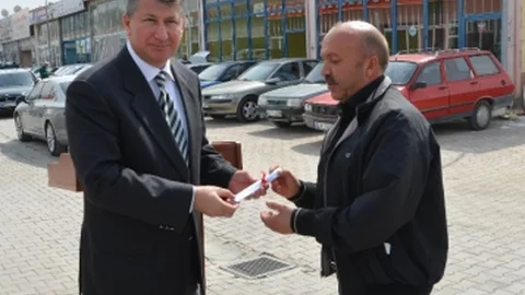 Ereğli'de Oto Galericiler Tapu Sorunu Çözüldü