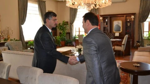 Manisa Baro Başkanı Vali'yi Ziyaret Etti