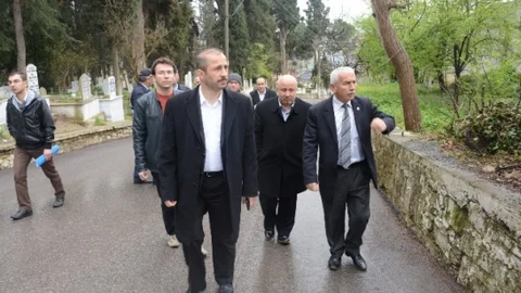 İzmit'te Mahalle Gezileri Devam Ediyor