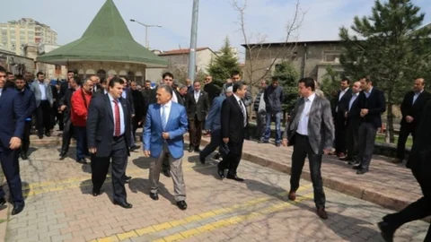 Dr. Büyükkılıç'tan Tacettin Veli Mahallesi Ziyareti