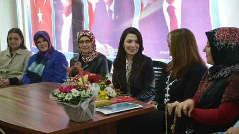 Kula'da AK Parti Kadın Kolları Ziyareti
