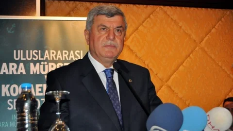Kocaeli'de Kara Mürsel Alp Sempozyumu Başladı