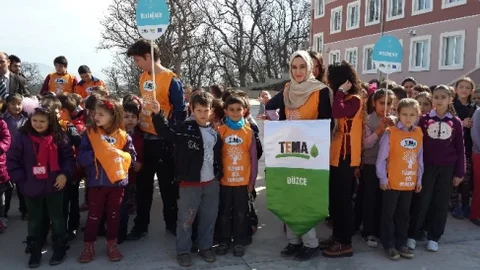 Düzce'de Minik Tema Fidan Dikti