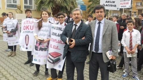 Alaşehir'de Kitap Okuma Etkinliği