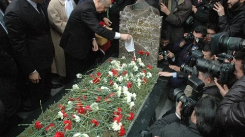 Alparslan Türkeş Mezarı Başında Anıldı