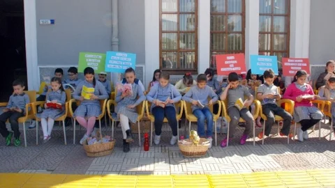 Manisa'da Kitap Okuma Etkinliği