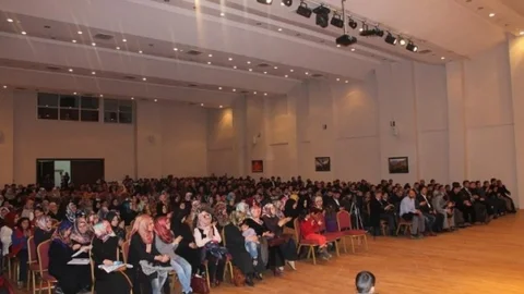 Muş'ta Konferans Düzenlendi