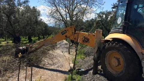 Bursa Üreğil Deresi Islah Çalışmaları Başladı
