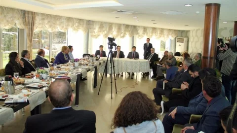 AK Parti Ankara'da Yerel Basınla Toplandı