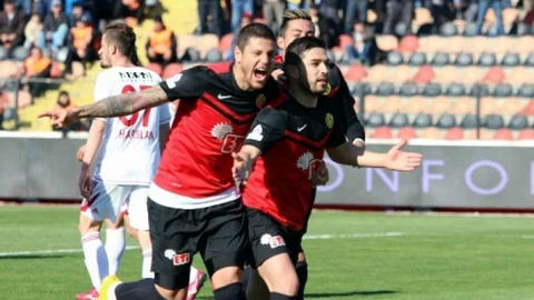 Eskişehirspor, Sivasspor Maçında Önde