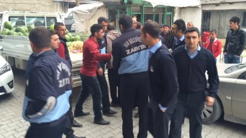 Van'da Seyyar Satıcı Gerginliği