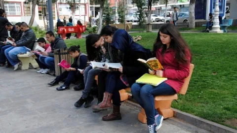 Siverek’te Kitap Okuma Etkinliği Düzenlendi