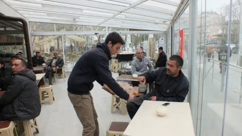 Karaman'da Lokma Tatlısı Dağıtımı