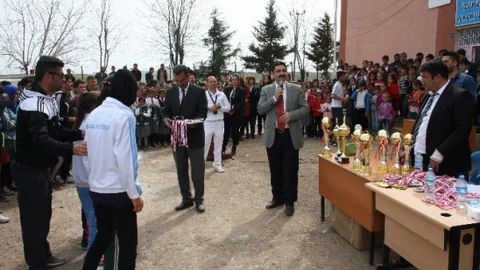 Diyarbakır Dicle'de Atletizm Turnuvası Düzenlendi