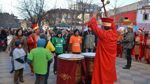 Eskişehir'de Otizm İçin Kermes Düzenlendi