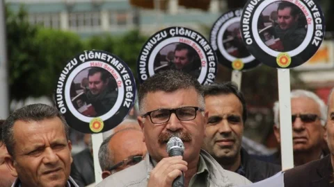 Adana'da Öğretmen Protestosu