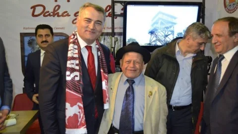 Aslan Karanfil Feshane'de Buluştu