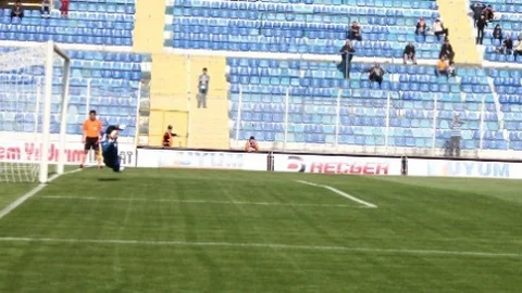 Adanaspor, Denizlispor'u 2-0 Yendi