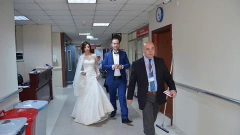 Trabzon'da Düğün Sonrası Hastane Ziyareti