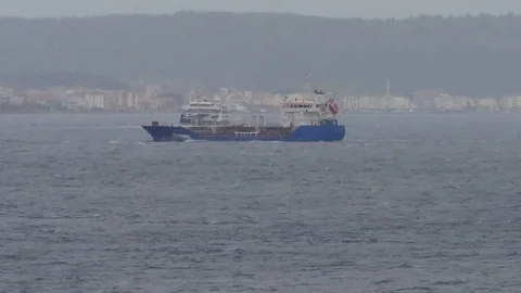 Gökçeada Feribot Seferleri İptal Edildi