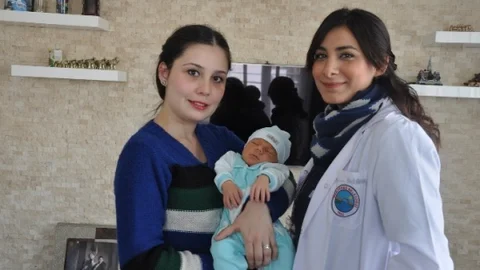 Menderes'te Anne-Bebek Desteği