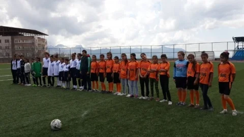Koç Ortaokulu Kız Futbol Takımı Şampiyon Oldu