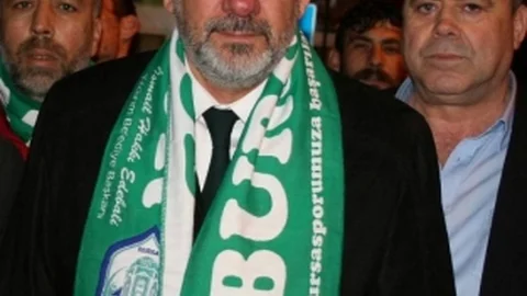 Bursaspor'dan Transfer ve Cezanın Ertelenmesi Açıklaması