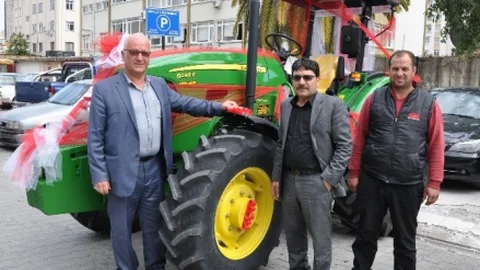 Erdemli'ye Yeni Traktör Kazandırıldı