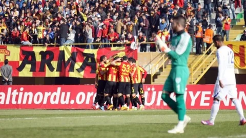 İzmir'de Futbolda Dönüşüm Zamanı