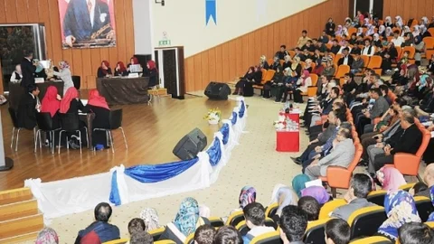 Batman'da Arapça Bilgi Yarışması Düzenlendi