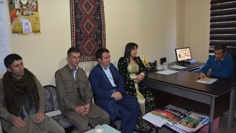 Hakkari'de Öğretmen Protestosu