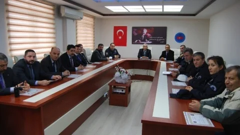 Malkara'da Polisler Başarı Belgesi Aldı