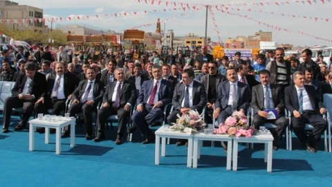 Eyyübiye Belediyesi Yeni Araçlarını Tanıttı