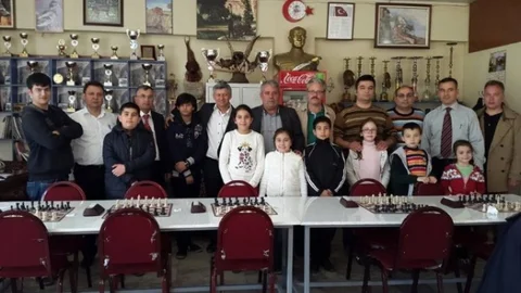 Ödemiş'te Satranç Şampiyonası Yapıldı