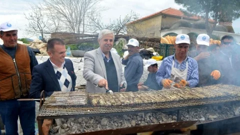 Söke'de Yılan Balığı Şenliği Düzenlendi