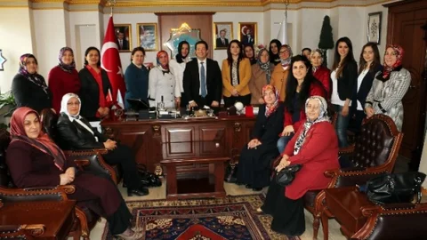 Aksaray'da Kadın Kolları Ziyareti