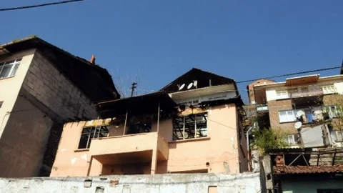 İzmit’te Metruk Binada Yangın